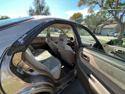 Used 1994 Acura Integra RS FWD image 16