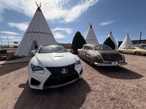 Used 2015 Lexus RC F w/ Performance Package RWD image 11