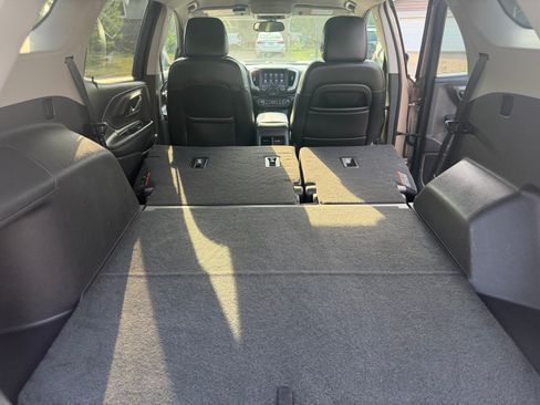Used 2018 GMC Terrain SLT FWD image 13