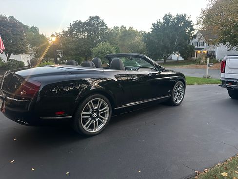 Used 2011 Bentley Continental GTC image 8