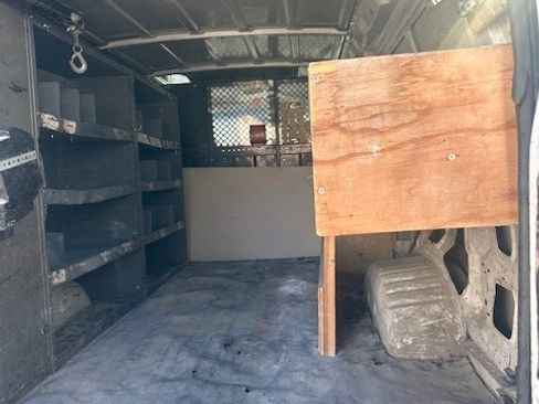 Used 2001 Ford E-350 and Econoline 350 Extended Super Duty image 5