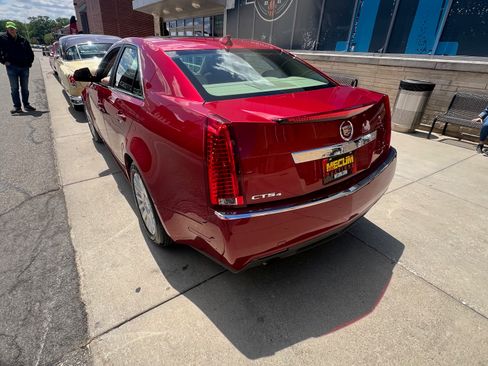 Used 2011 Cadillac CTS Luxury image 9