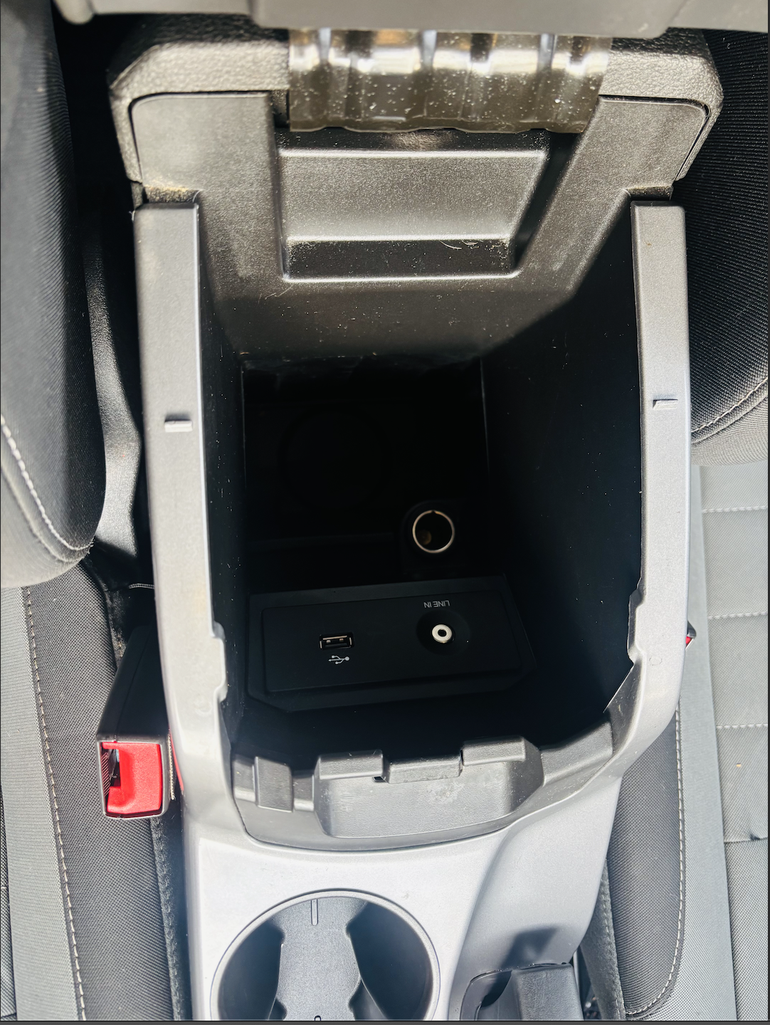 Used 2015 Ford Escape SE AWD/4WD image 19