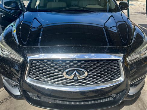 Used 2016 INFINITI QX60 FWD w/ Deluxe Technology Package image 4
