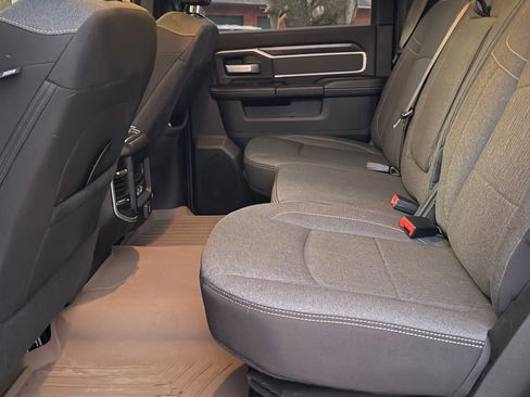 Used 2022 RAM 2500 Big Horn w/ Level C Equiment Group image 14