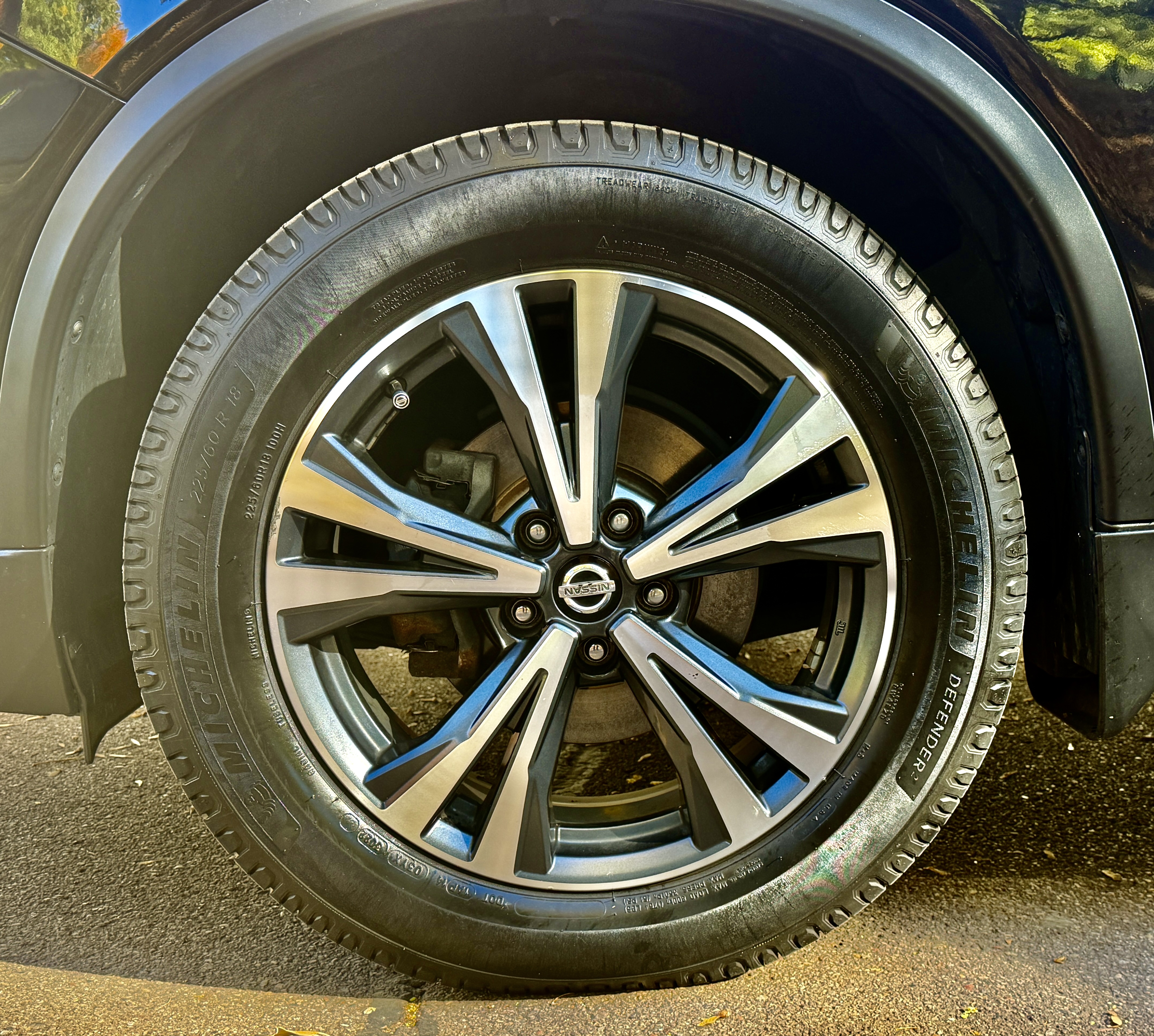 Used 2017 Nissan Rogue SL w/ SL Premium Package AWD/4WD image 26