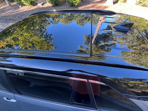 Used 2021 Toyota RAV4 XSE w/ Premium Package image 5