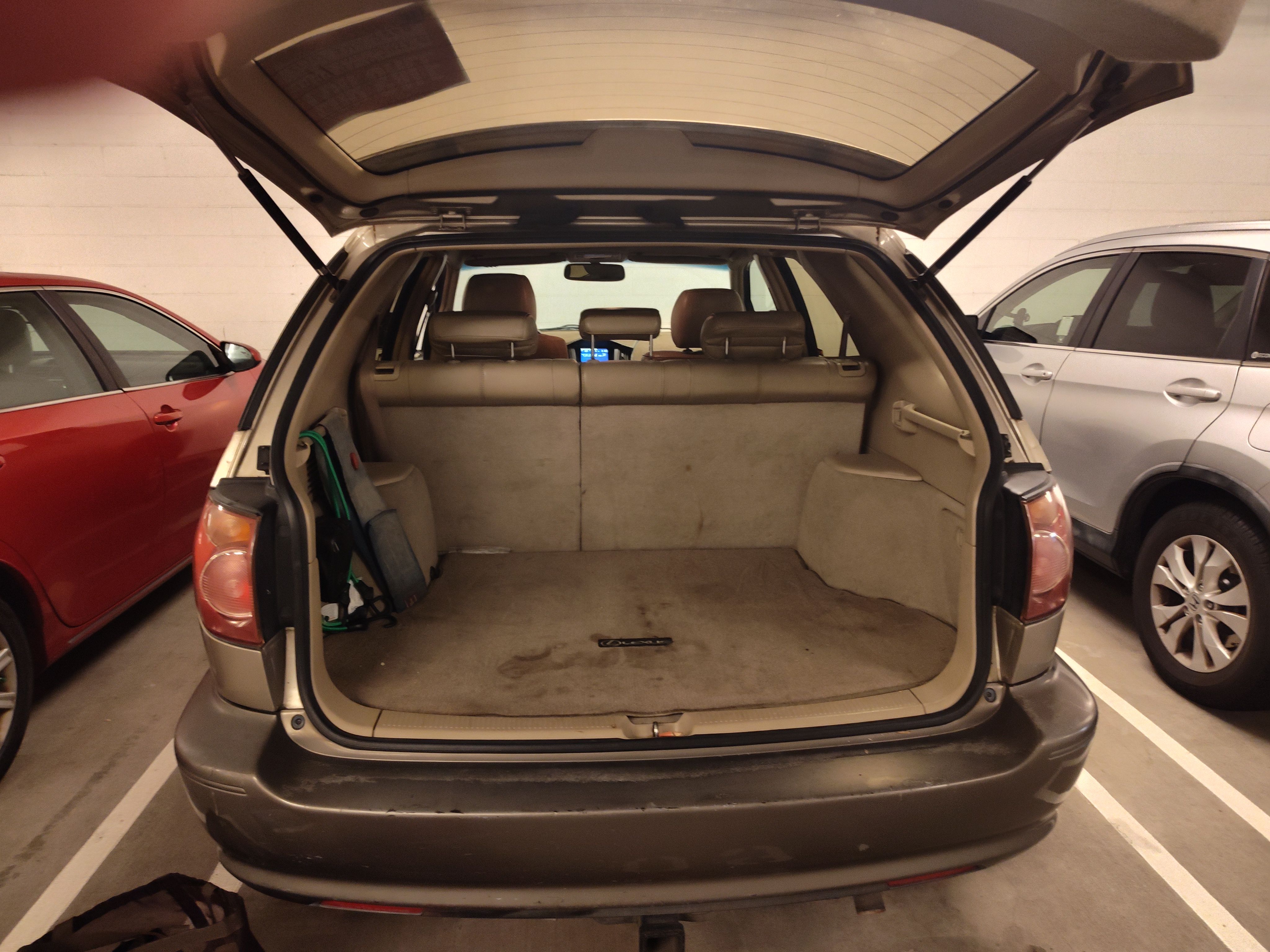 Used 1999 Lexus RX 300 4WD w/ Premium Pkg image 10