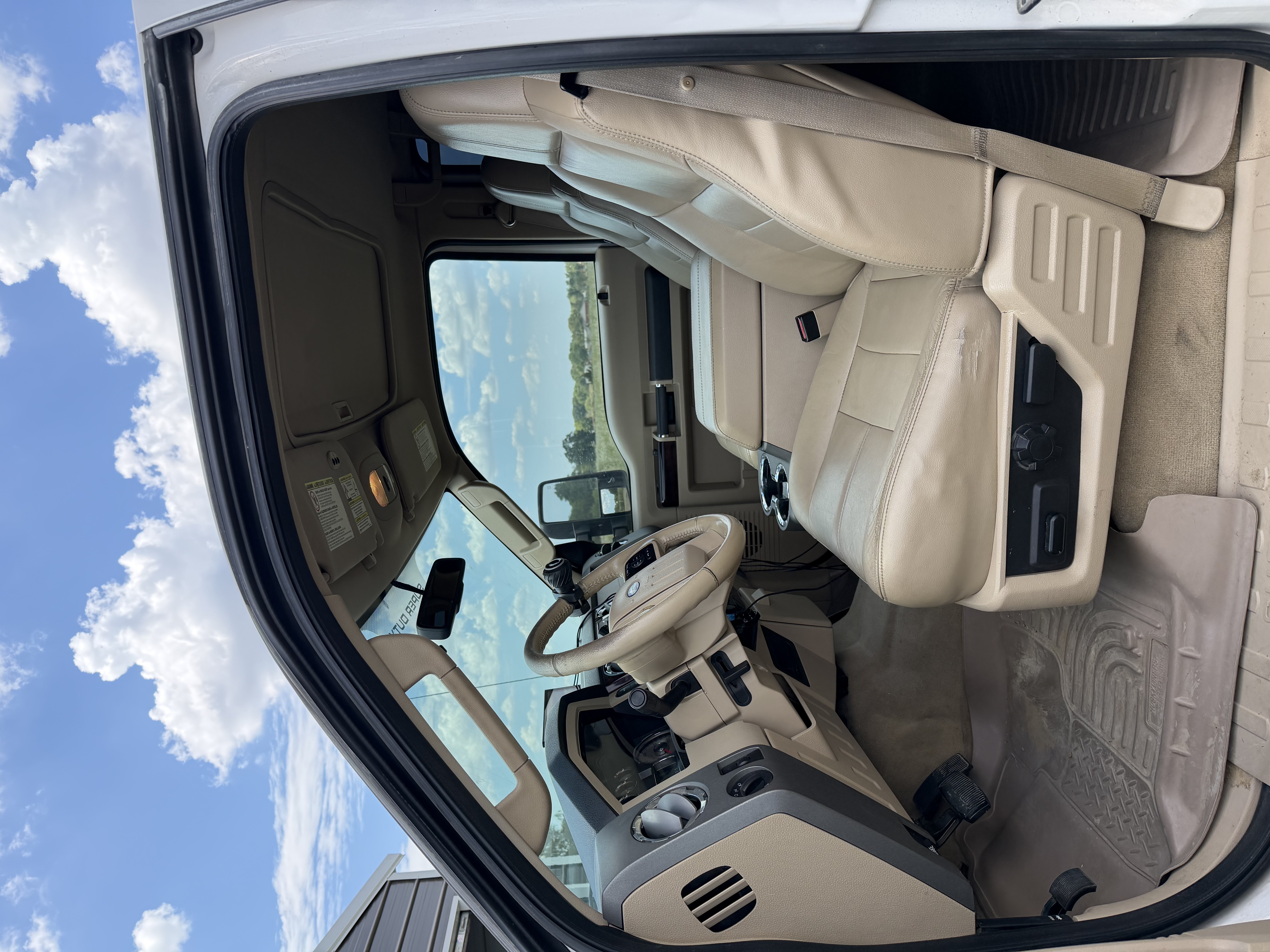 Used 2010 Ford F250 Lariat AWD/4WD image 13