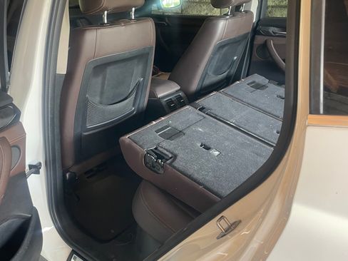 Used 2015 BMW X3 sDrive28i RWD image 8