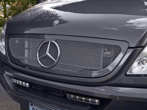 Used 2012 Mercedes-Benz Sprinter 2500 image 15