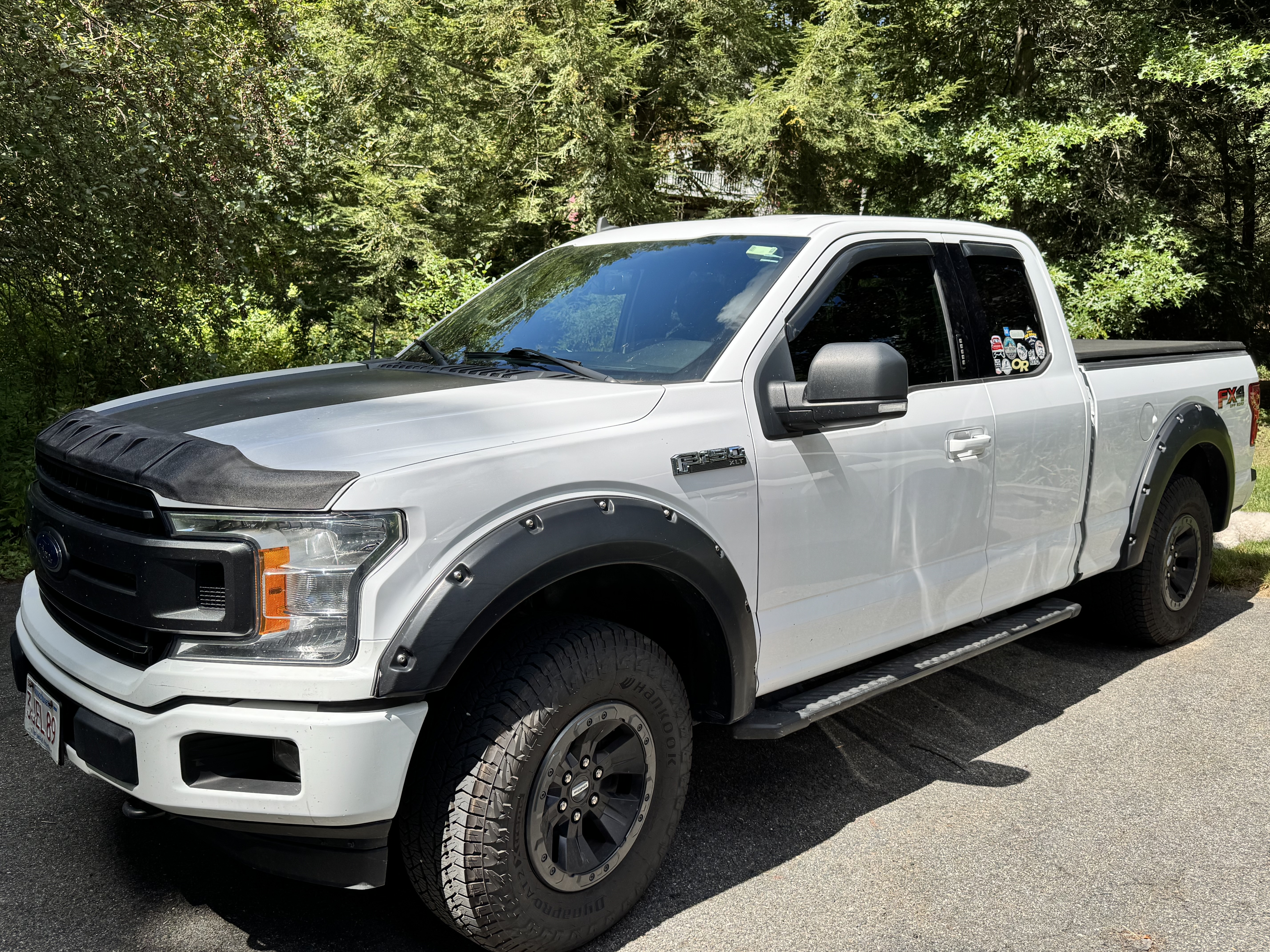Used 2019 Ford F150 XLT w/ Equipment Group 302A Luxury AWD/4WD image 2