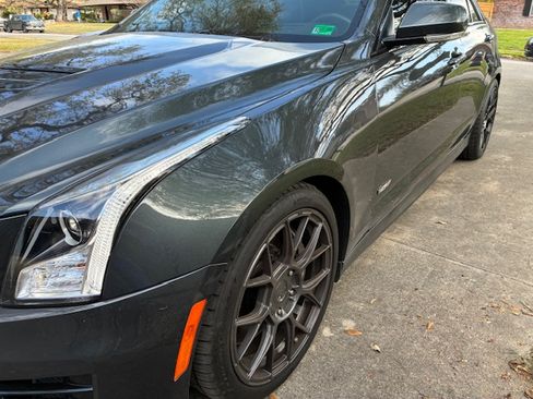 Used 2017 Cadillac ATS V w/ Luxury Package image 2