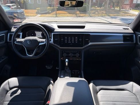 Used 2023 Volkswagen Atlas Cross Sport SEL Premium R-Line image 13