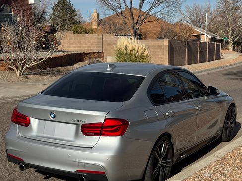 Used 2016 BMW 340i Sedan RWD image 4