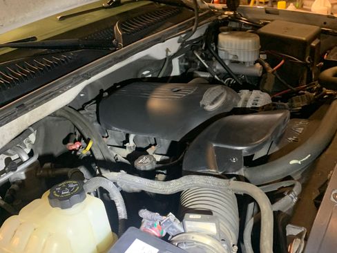 Used 2006 Chevrolet Silverado 3500 4x4 Regular Cab w/ Snow Plow Prep Package image 28