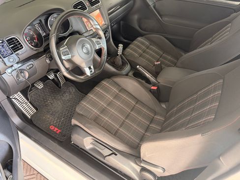 Used 2013 Volkswagen Golf 2-Door image 20