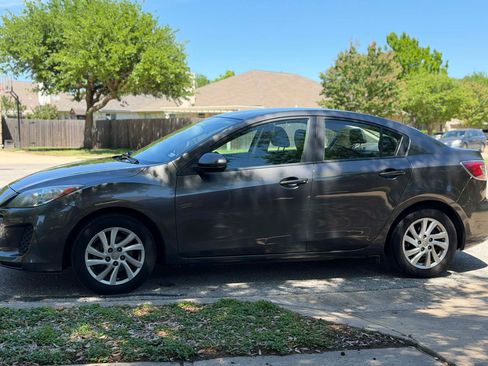 Used 2012 MAZDA MAZDA3 i Touring image 9