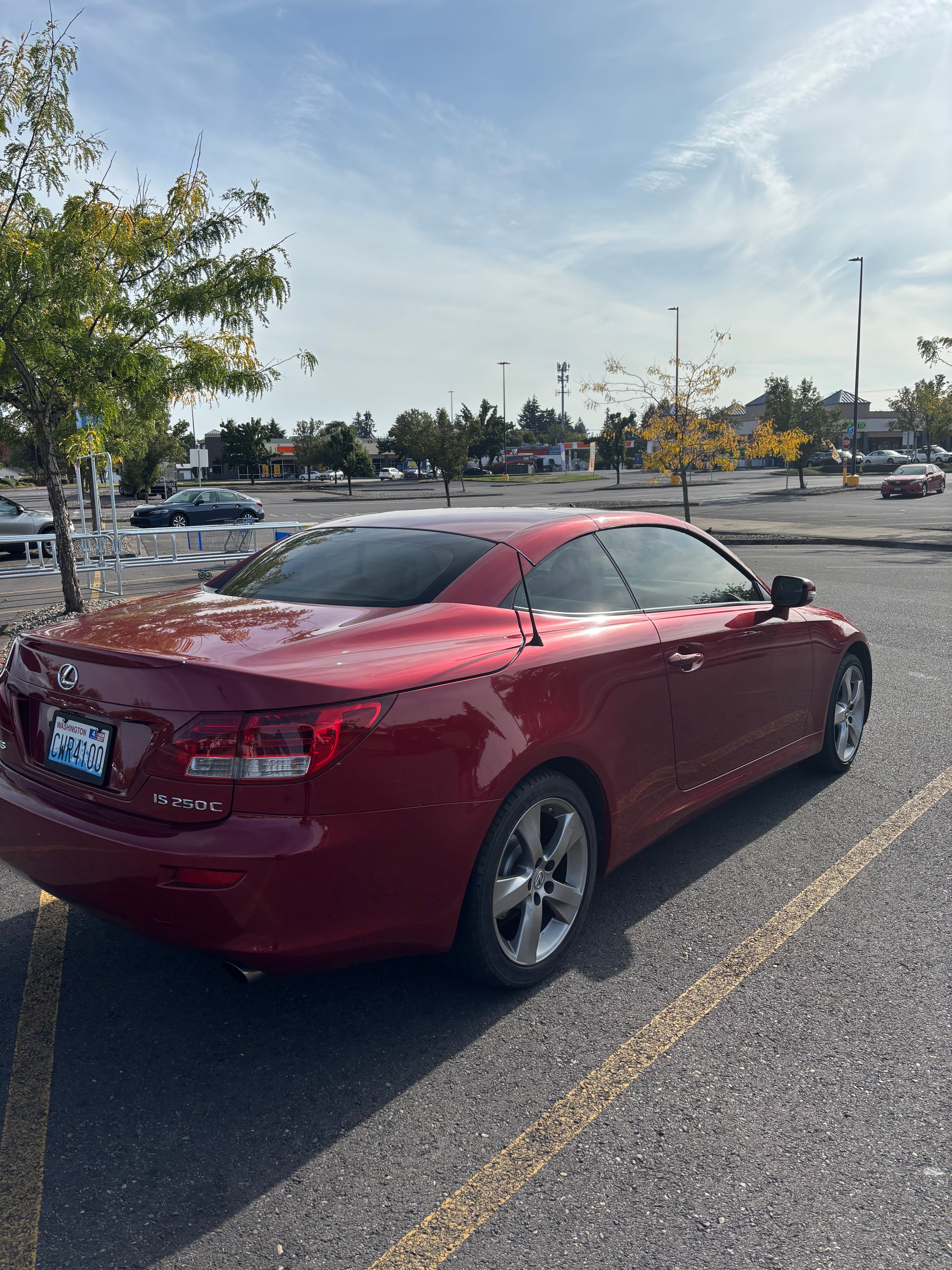 Used 2010 Lexus IS 250C w/ Luxury Pkg RWD image 5