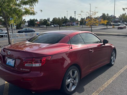 Used 2010 Lexus IS 250C w/ Luxury Pkg RWD image 5
