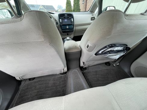 Used 2012 Nissan Leaf SL image 12