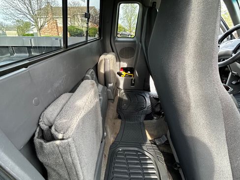 Used 2002 Ford Ranger 4x4 SuperCab image 15