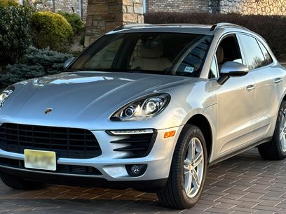 Used 2018 Porsche Macan Sport Edition