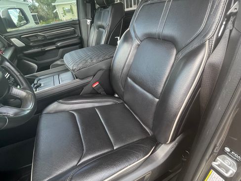 Used 2021 RAM 1500 Limited AWD/4WD image 19
