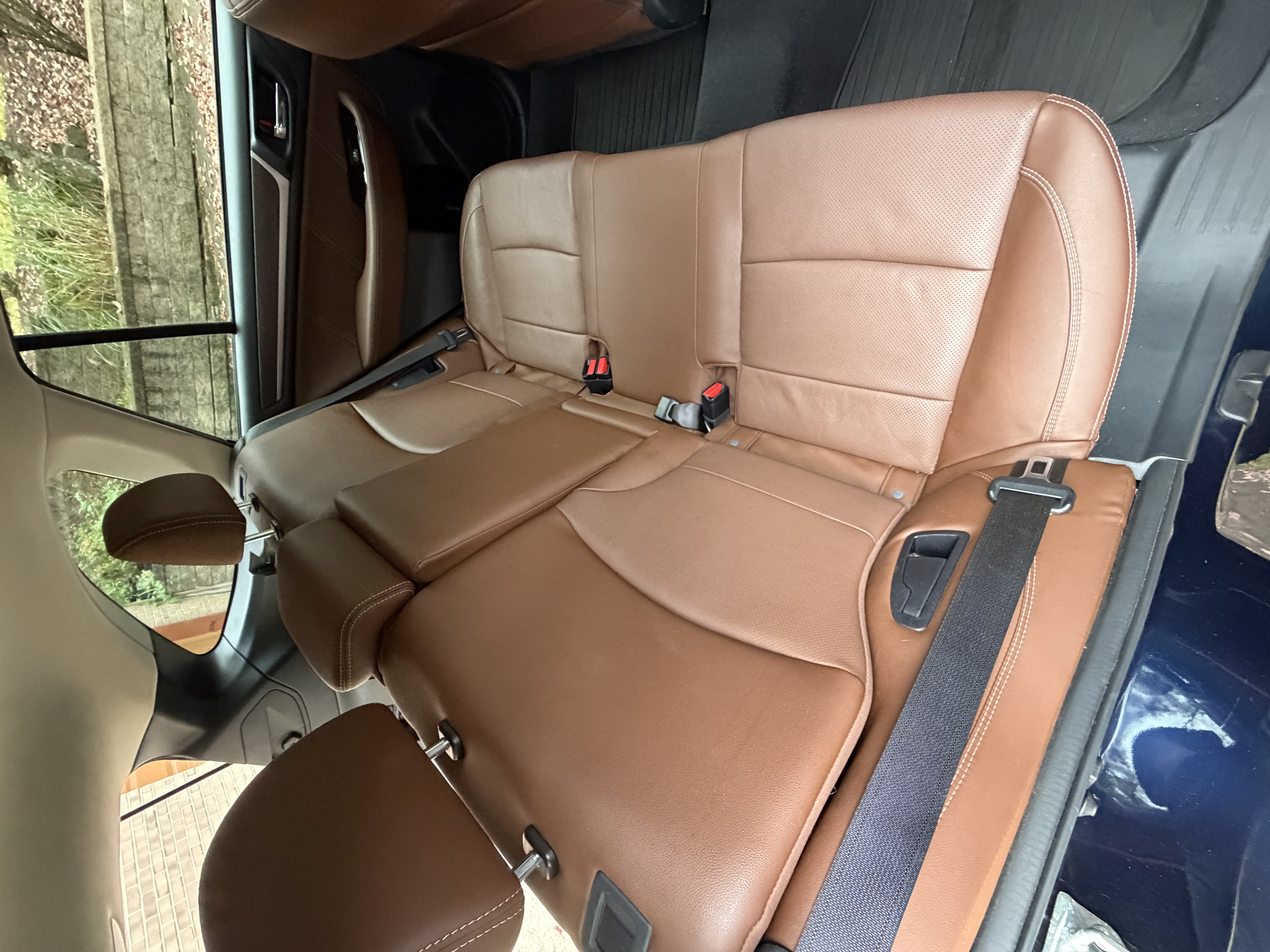 Used 2018 Subaru Outback 3.6R Touring w/ Popular Package #3 AWD/4WD image 11