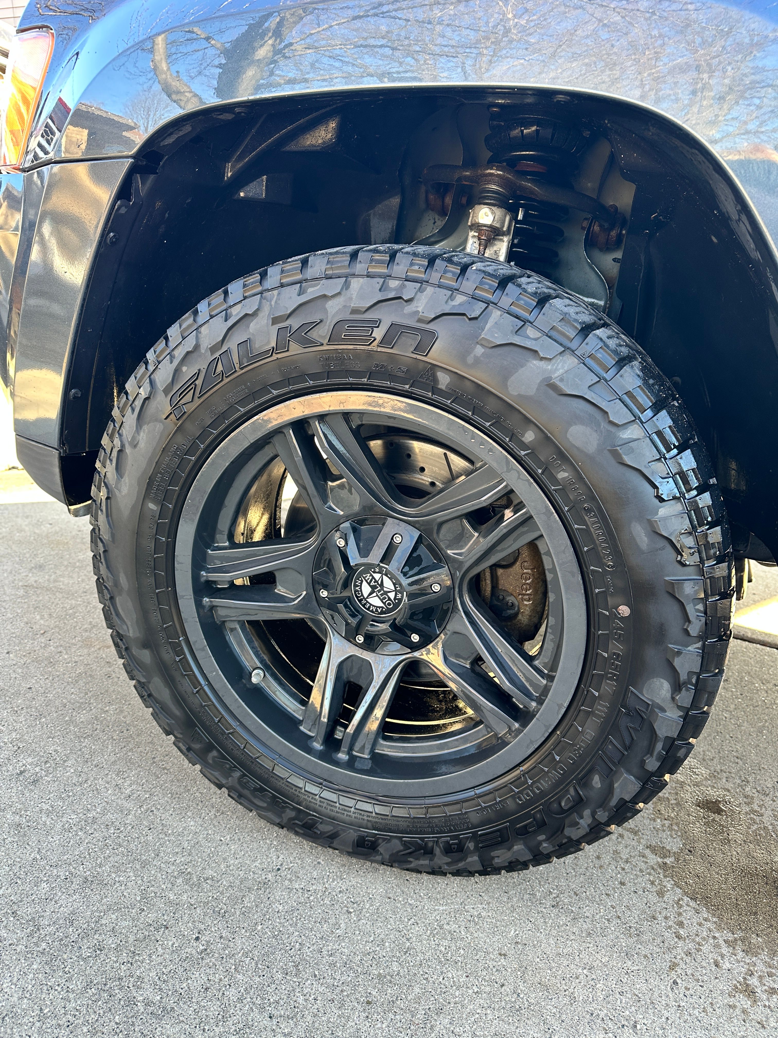 Used 2008 Jeep Grand Cherokee Laredo AWD/4WD image 6
