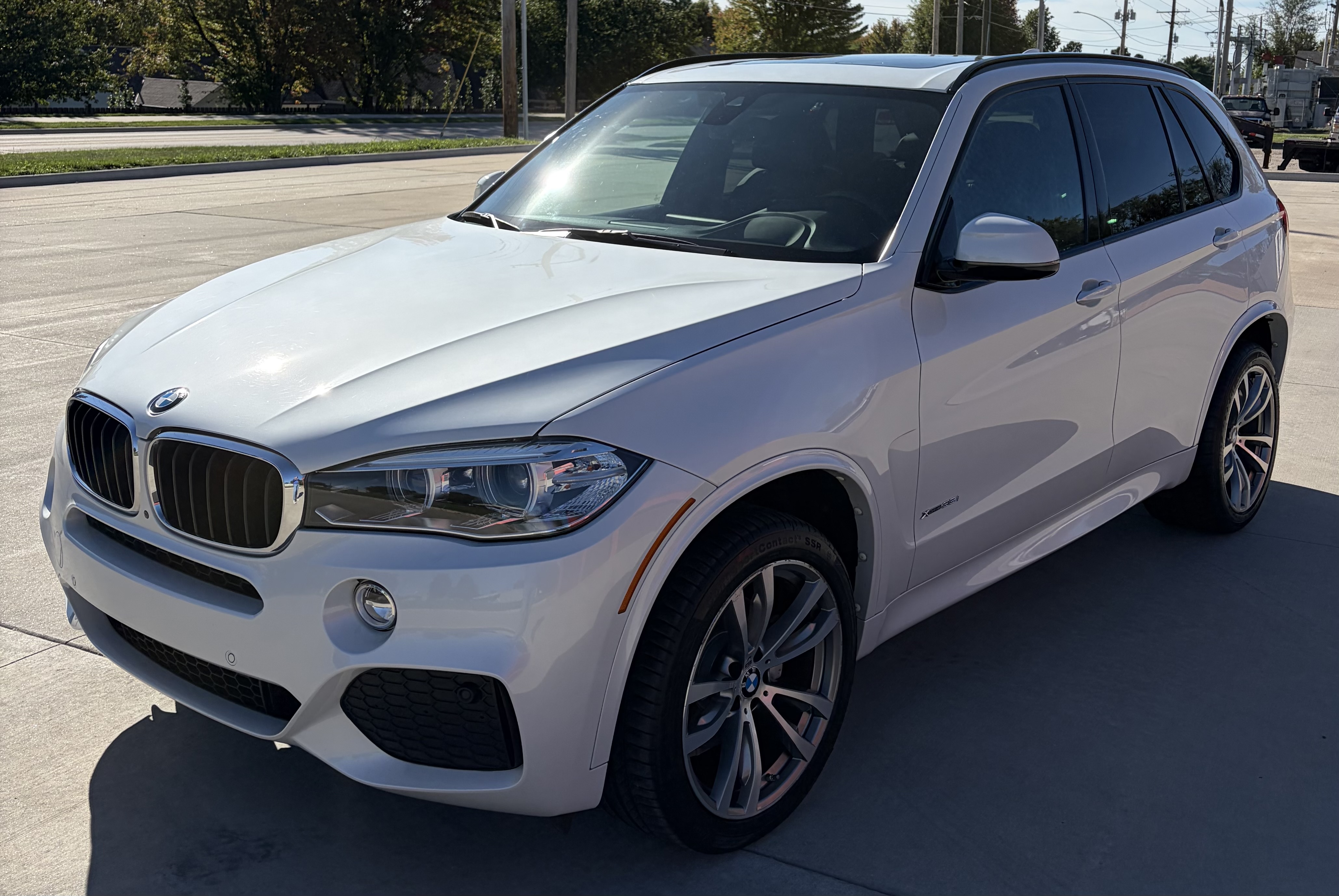Used 2016 BMW X5 xDrive35i AWD/4WD image 1