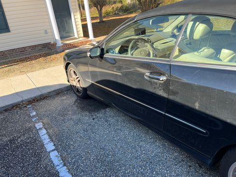 Used 2008 Mercedes-Benz CLK 550 Cabriolet image 11