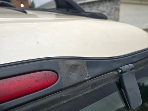 Used 1996 Ford Explorer 2WD 4-Door image 14