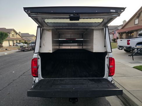 Used 2017 Chevrolet Colorado W/T w/ WT Convenience Package image 8