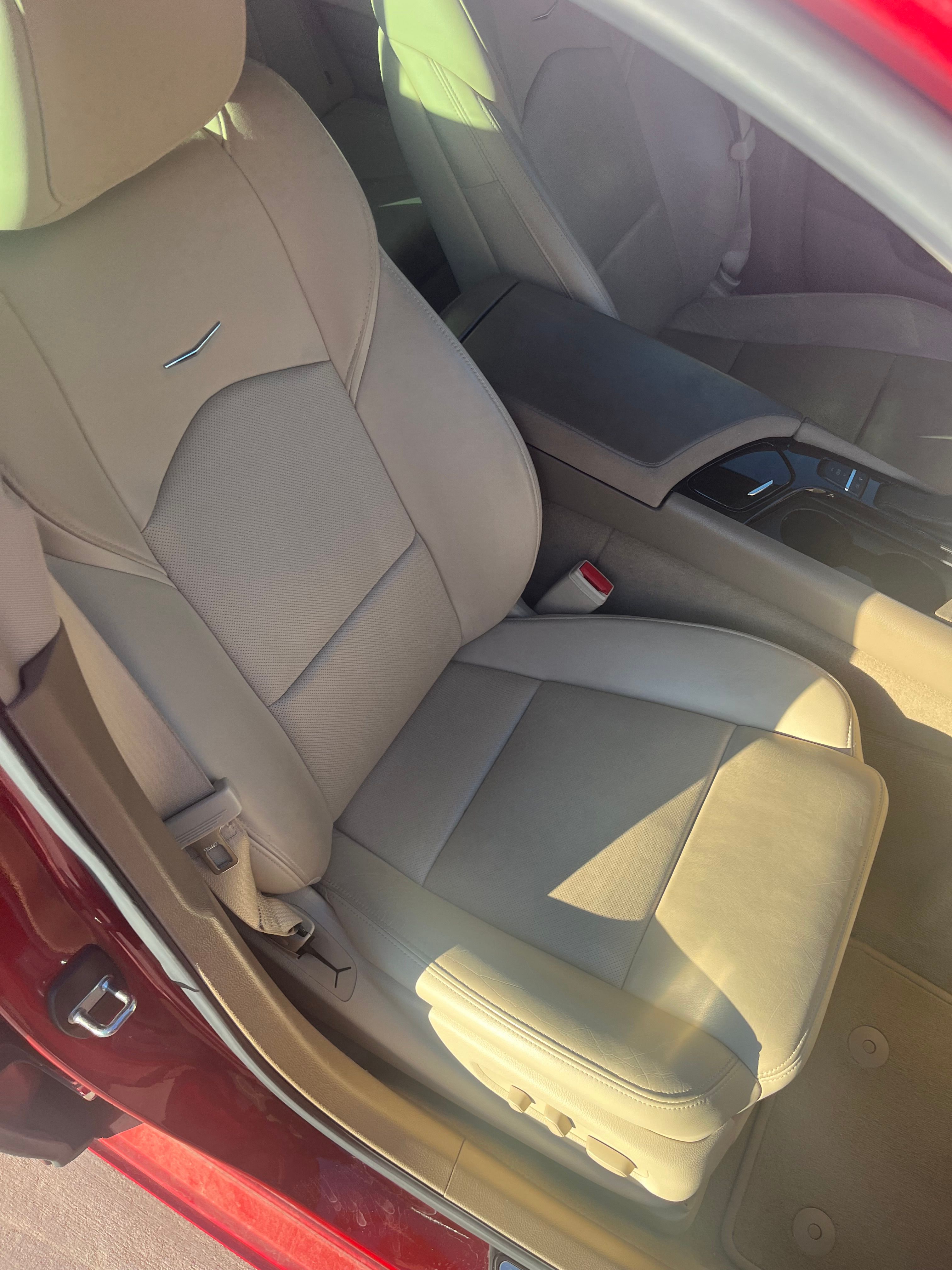 Used 2014 Cadillac CTS Luxury RWD image 10