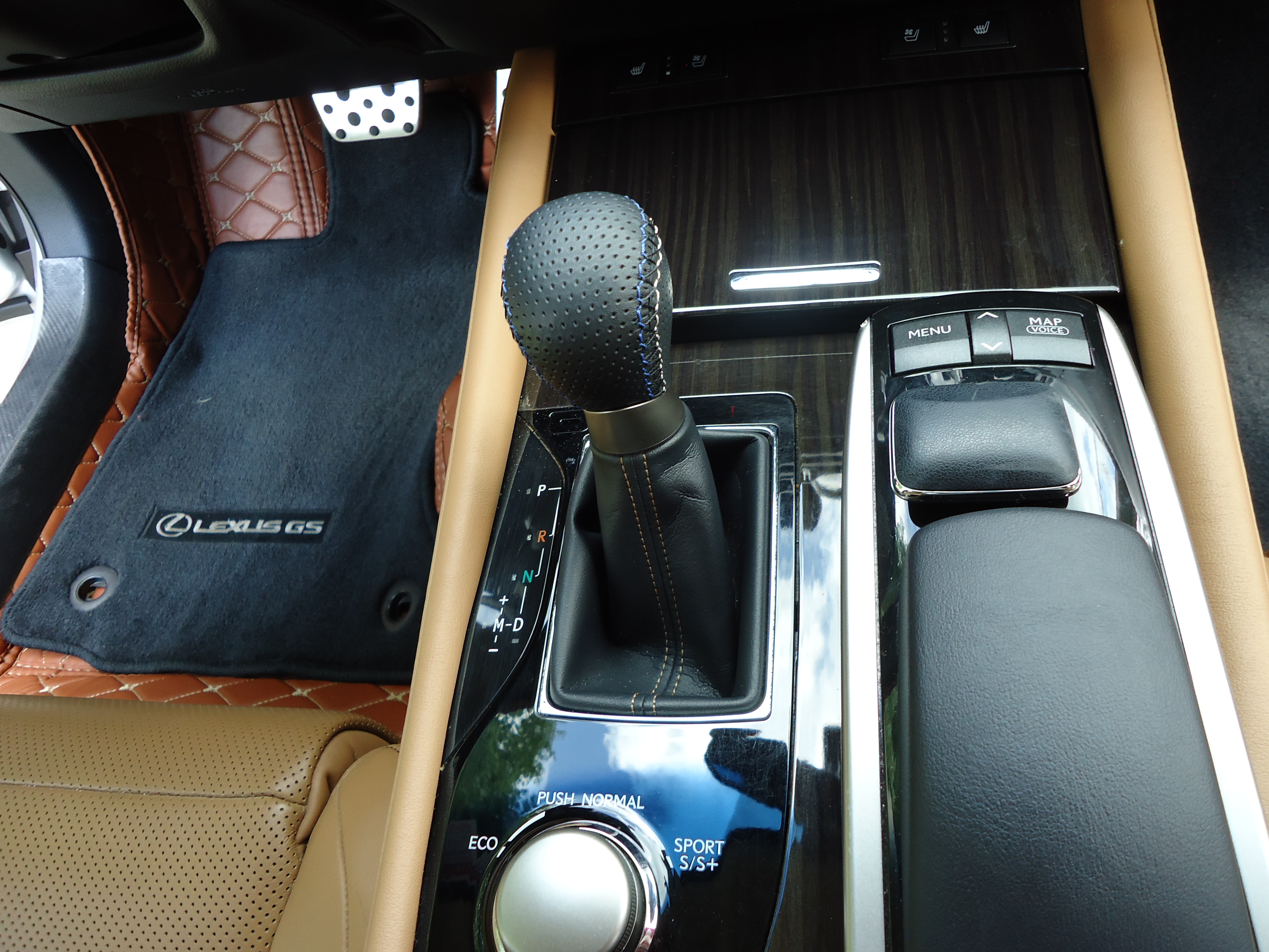 Used 2013 Lexus GS 350 AWD w/ Luxury Pkg w/Cold Weather Pkg image 21