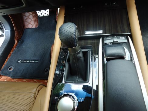 Used 2013 Lexus GS 350 AWD w/ Luxury Pkg w/Cold Weather Pkg image 21