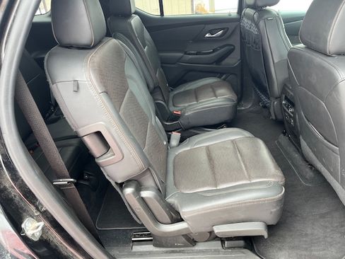 Used 2022 Chevrolet Traverse High Country image 14