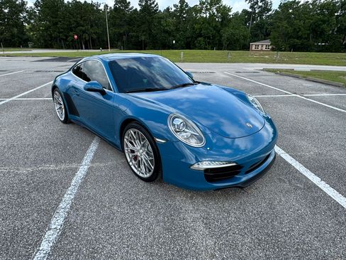 Used 2013 Porsche 911 Carrera 4S AWD/4WD image 12