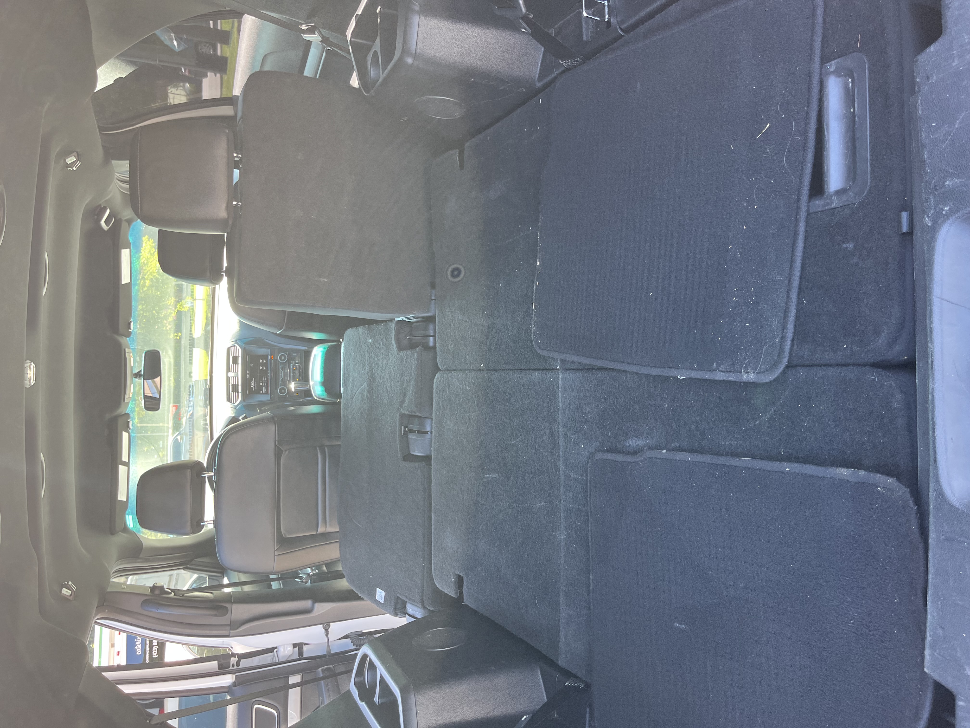 Used 2016 Ford Explorer XLT w/ Equipment Group 202A AWD/4WD image 13
