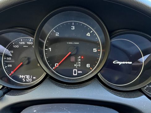 Used 2013 Porsche Cayenne Diesel AWD/4WD image 10