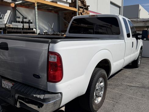 Used 2015 Ford F250 XLT w/ XLT Value Package image 5