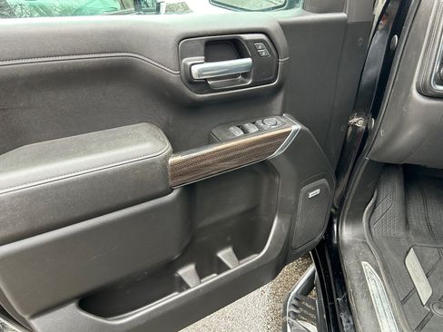 Used 2019 Chevrolet Silverado 1500 LT Trail Boss image 22