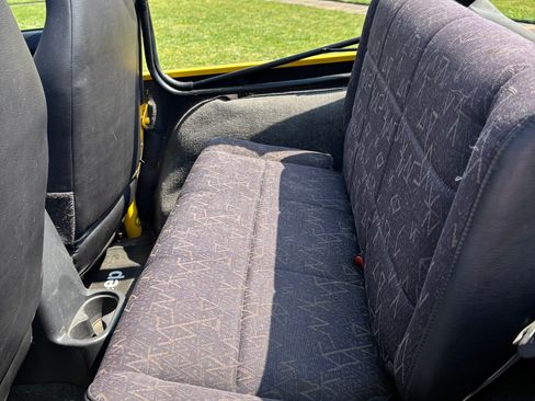 Used 2002 Jeep Wrangler Sport image 10