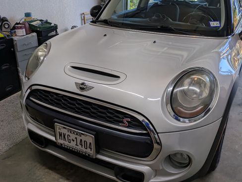 Used 2015 MINI Cooper S image 1