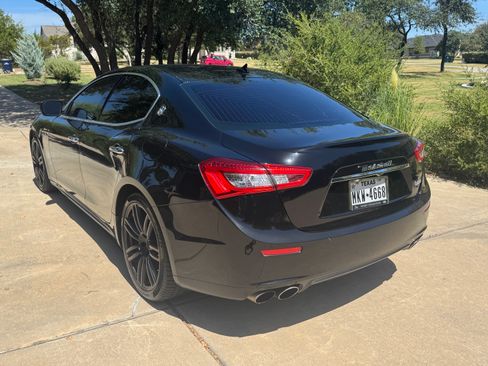 Used 2016 Maserati Ghibli S RWD image 4