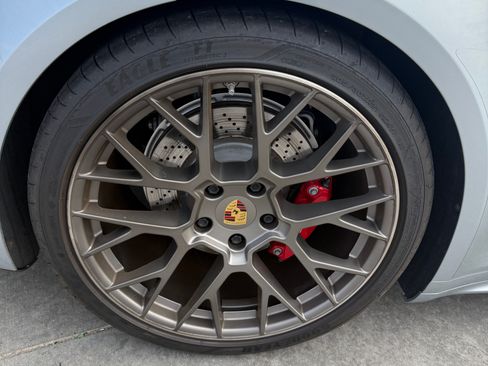 Used 2020 Porsche 911 Carrera 4S image 14