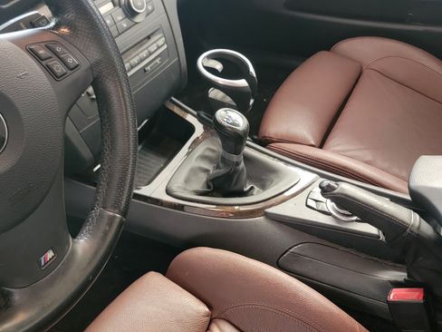 Used 2011 BMW 135i Coupe image 1