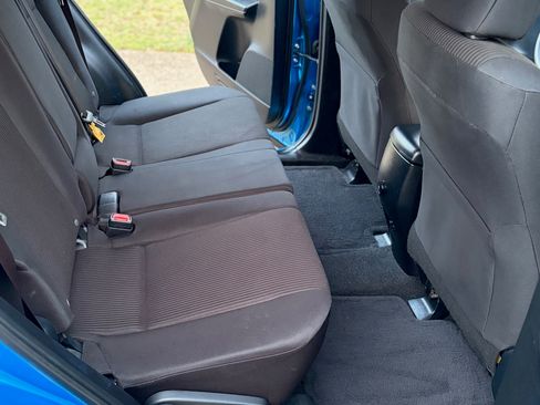 Used 2017 Toyota RAV4 LE image 11