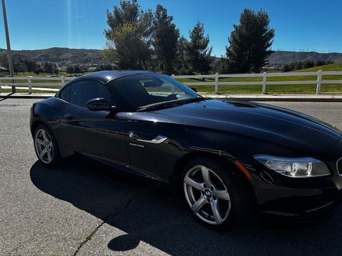 Used 2016 BMW Z4 sDrive28i image 8